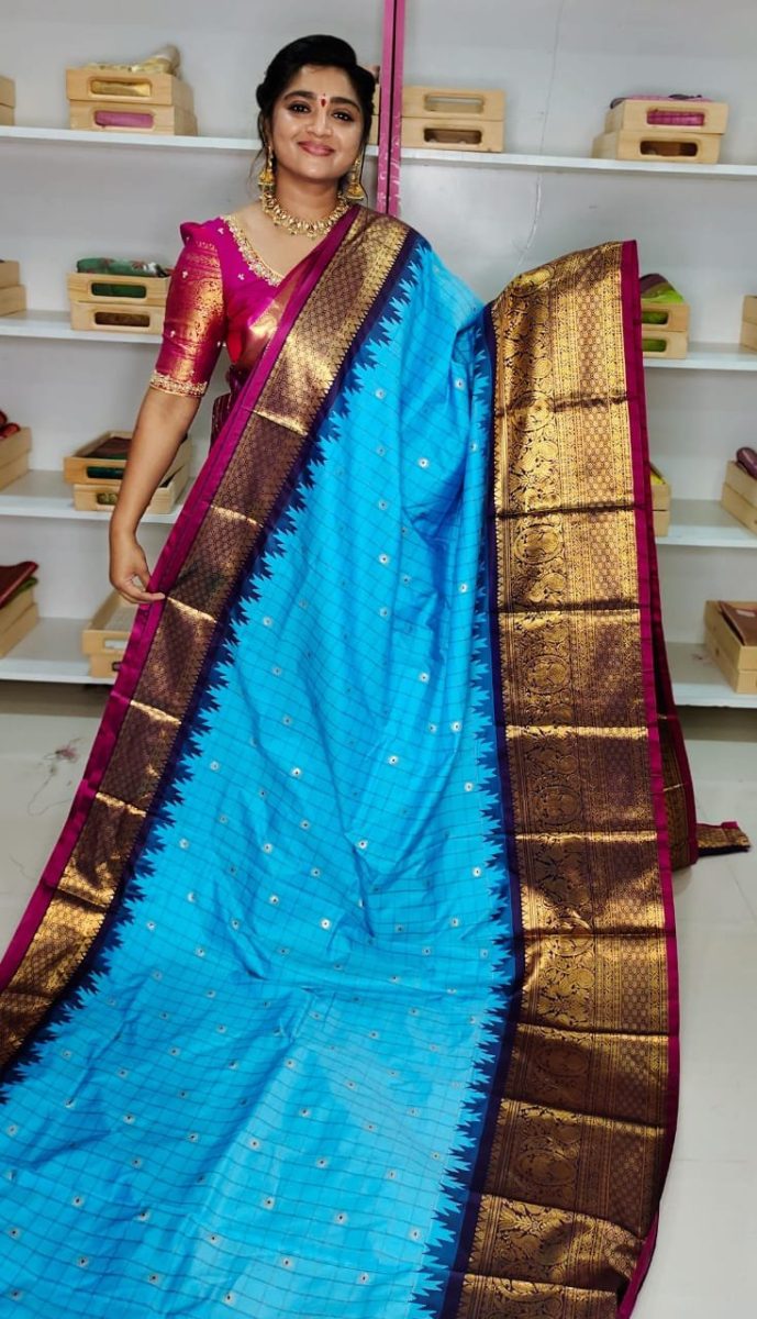 ప్రైమ్ గద్వాల్ సిల్క్ చీర
 2500 రూపాయలు