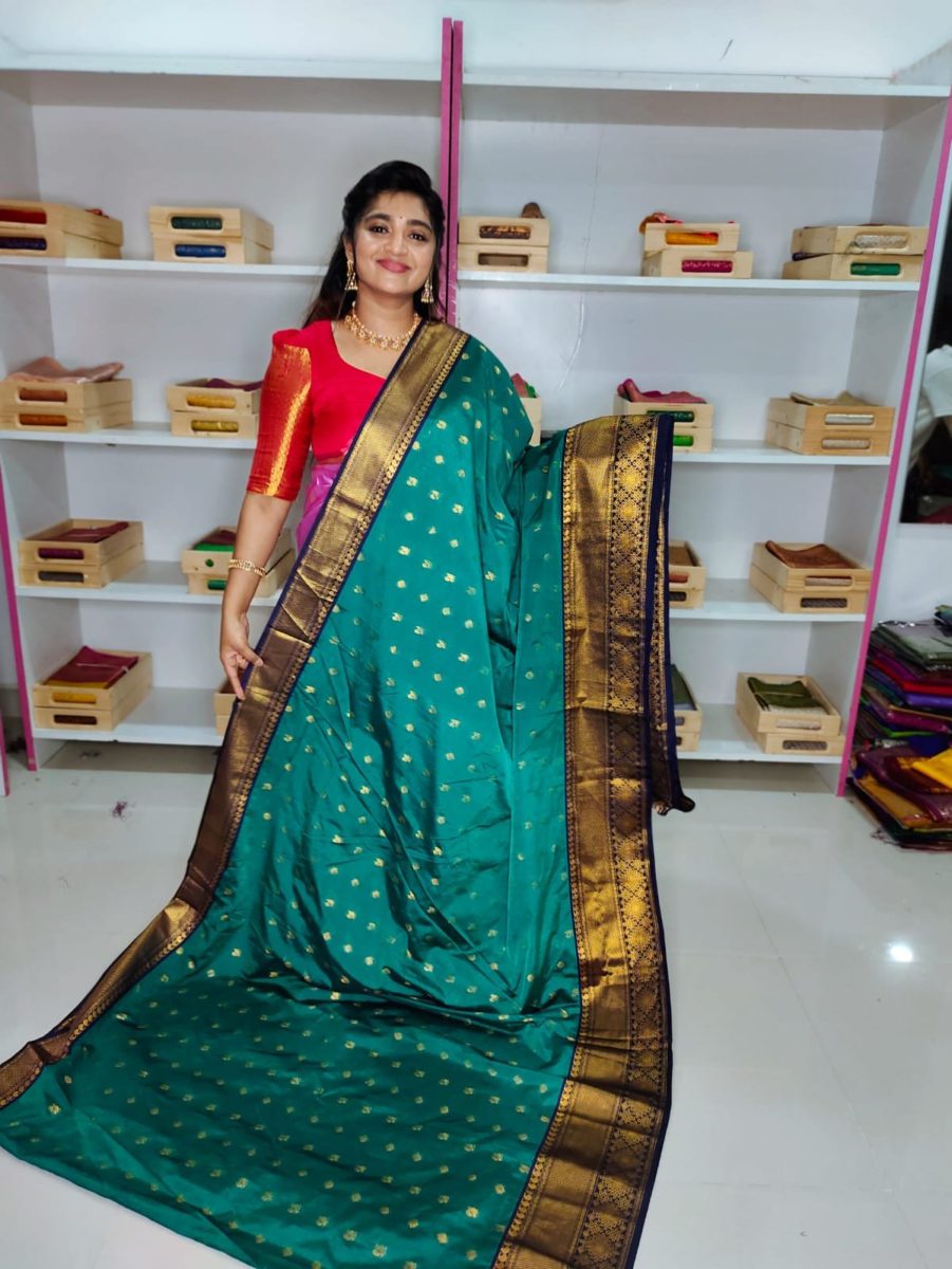 గద్వాల్ సిల్క్ చీరపై 50% తగ్గింపు