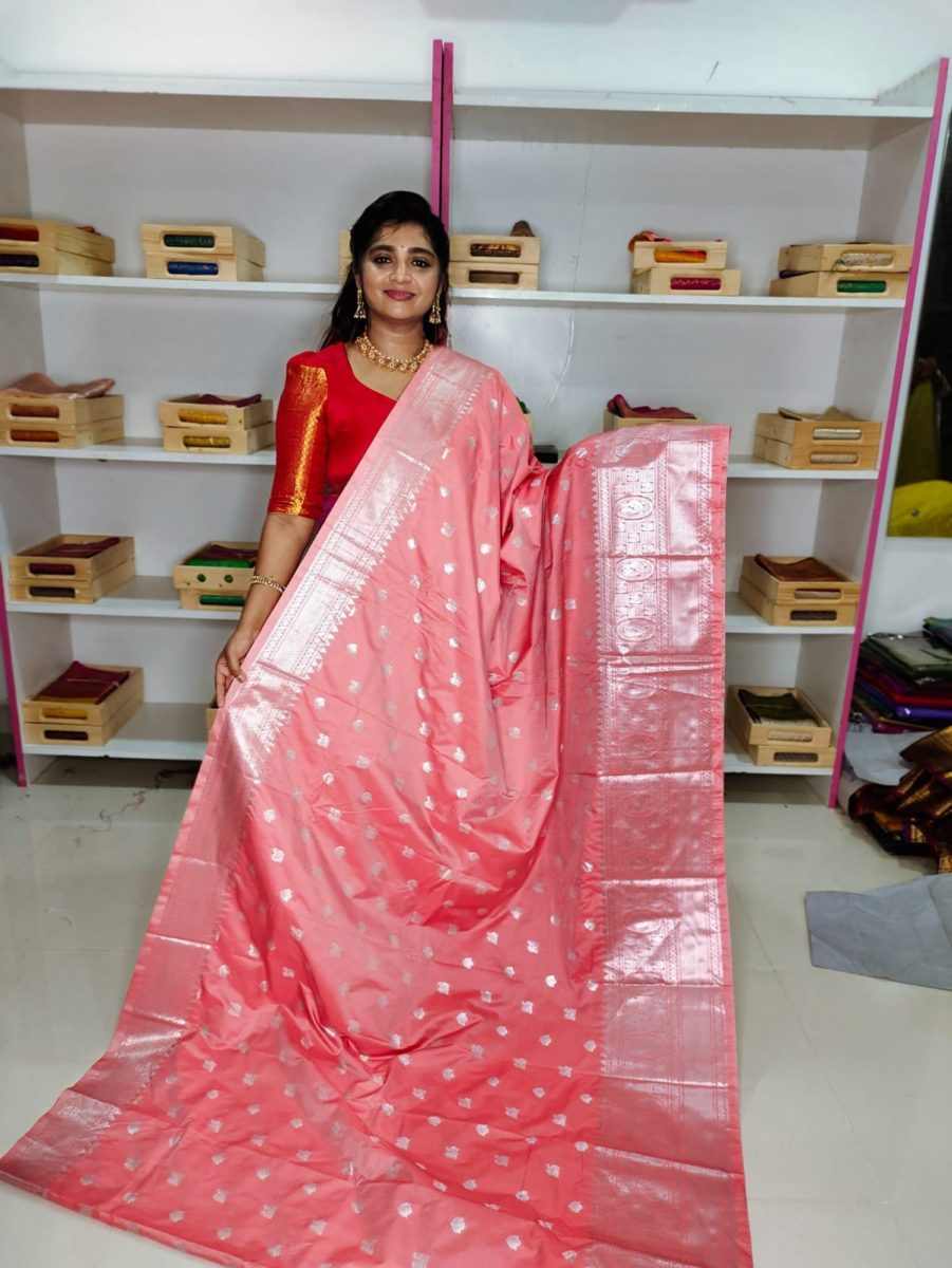 గద్వాల్ సిల్క్ చీరపై 50% తగ్గింపు