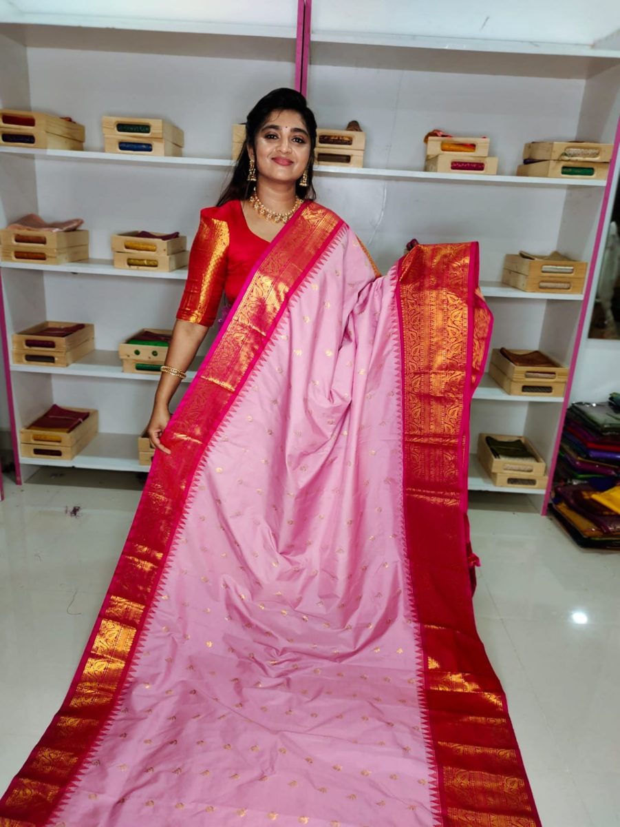 గద్వాల్ సిల్క్ చీరపై 50% తగ్గింపు