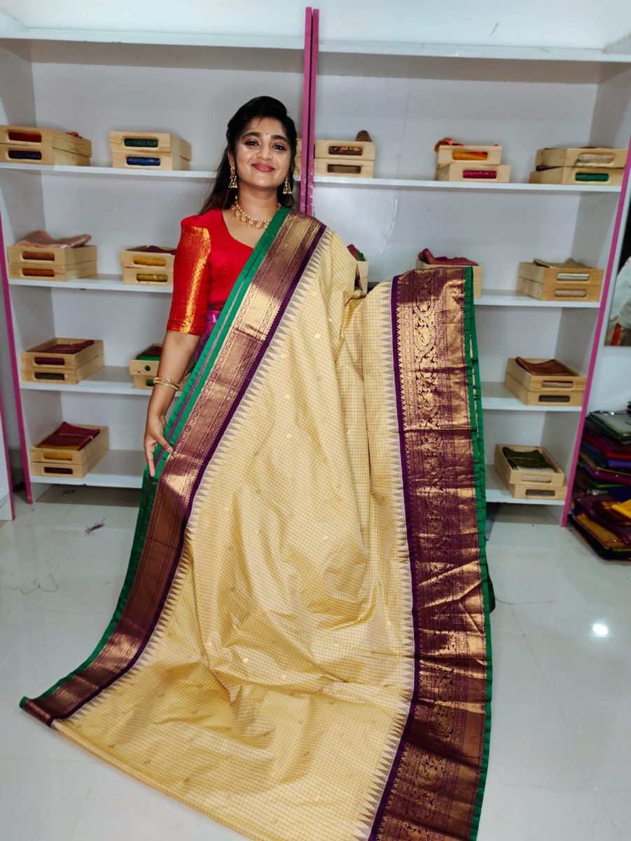 గద్వాల్ సిల్క్ చీరపై 50% తగ్గింపు