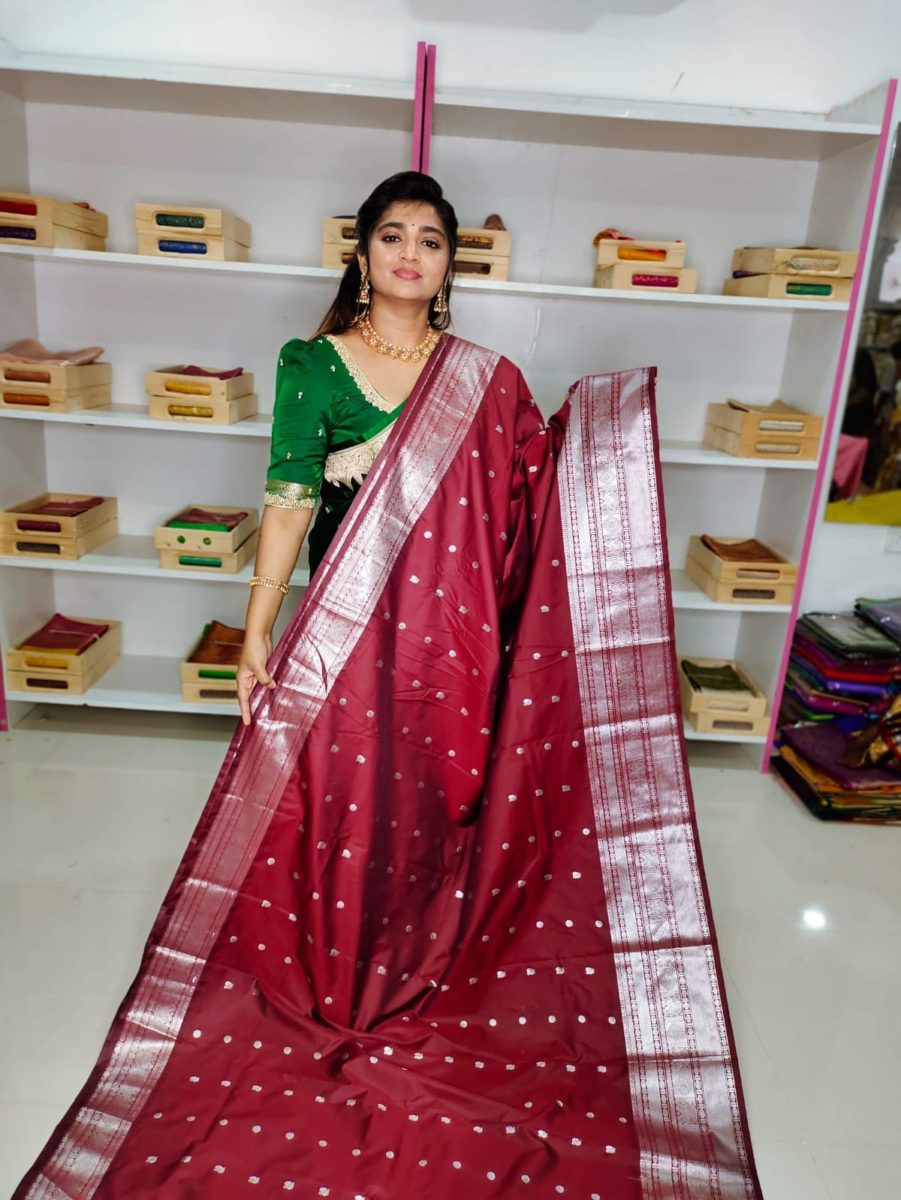 గద్వాల్ సిల్క్ చీరపై 50% తగ్గింపు