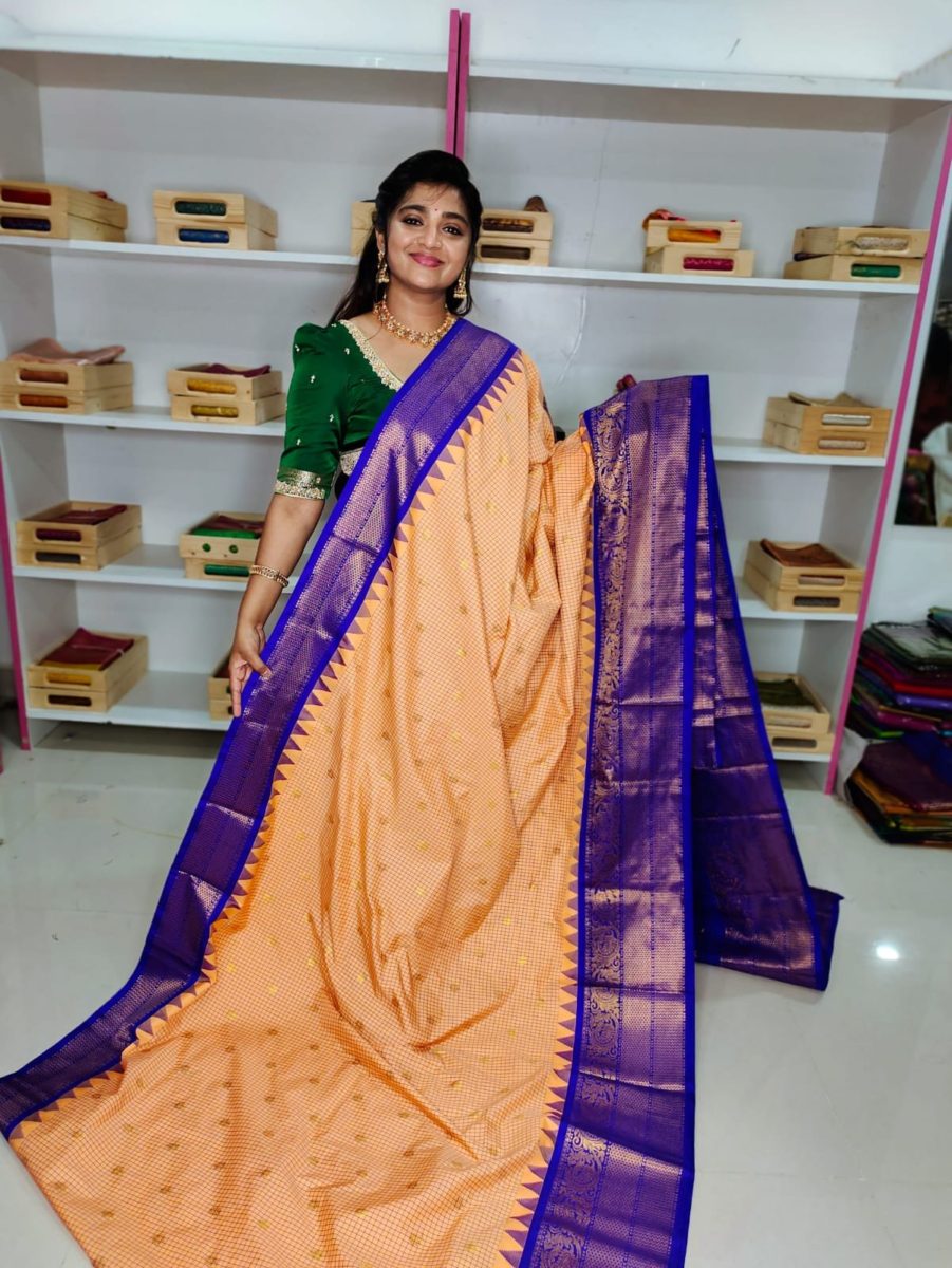 గద్వాల్ సిల్క్ చీరపై 50% తగ్గింపు