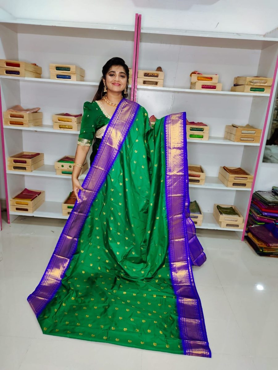 గద్వాల్ సిల్క్ చీరపై 50% తగ్గింపు