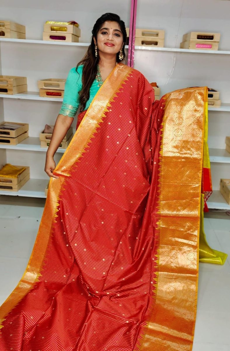 SM1650 ద్వారా మరిన్ని
