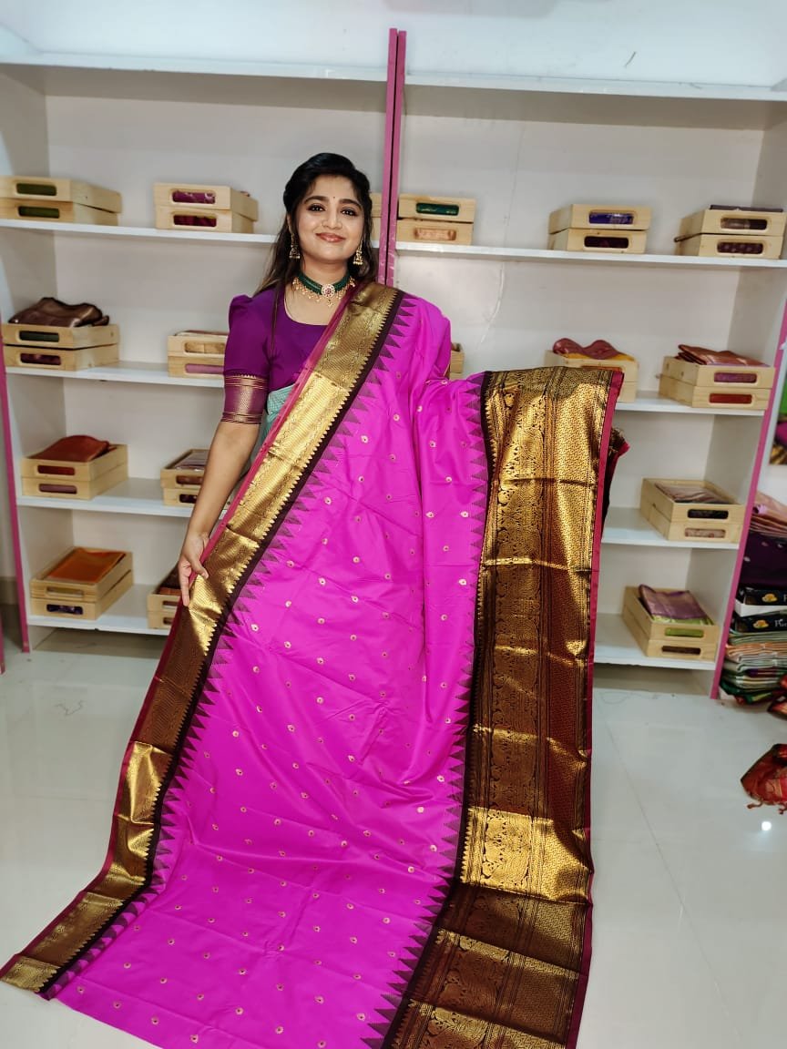 ప్రీమియం గద్వాల్ సిల్క్ చీర