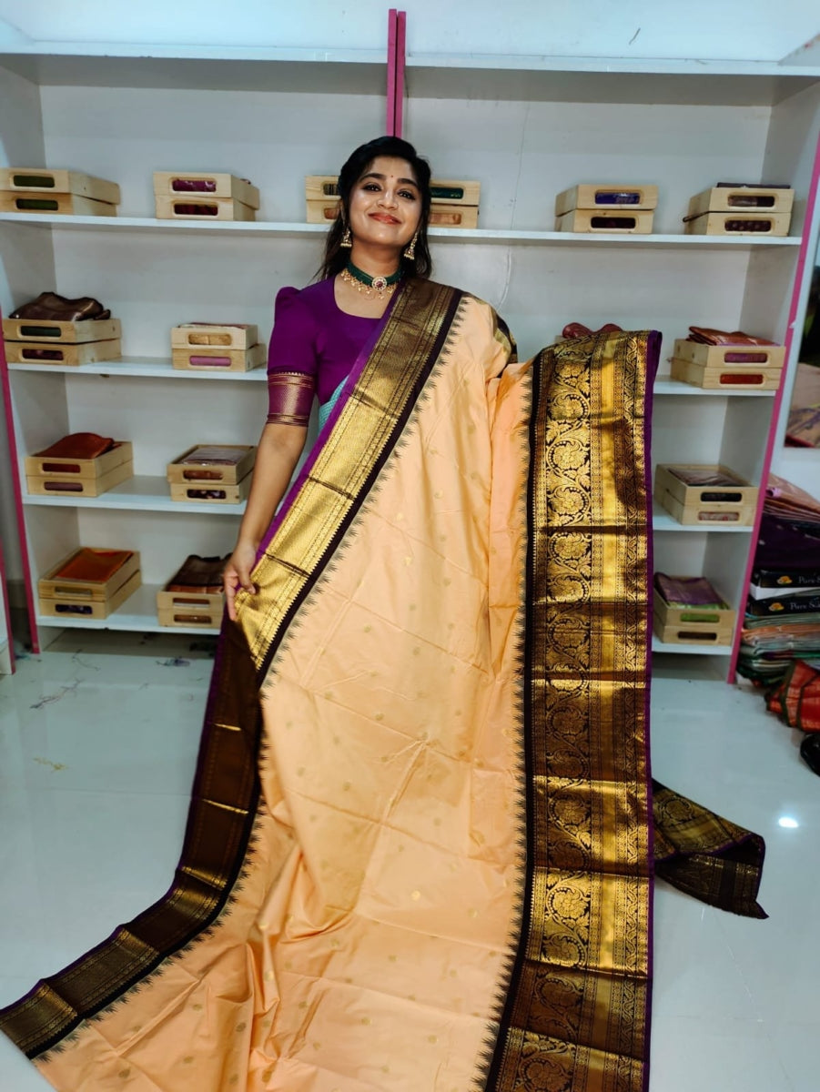 ప్రీమియం గద్వాల్ సిల్క్ చీర