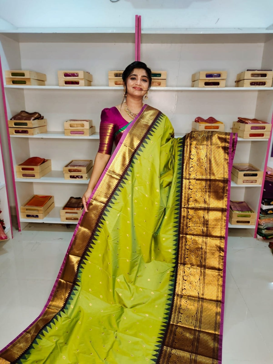 ప్రీమియం గద్వాల్ సిల్క్ చీర