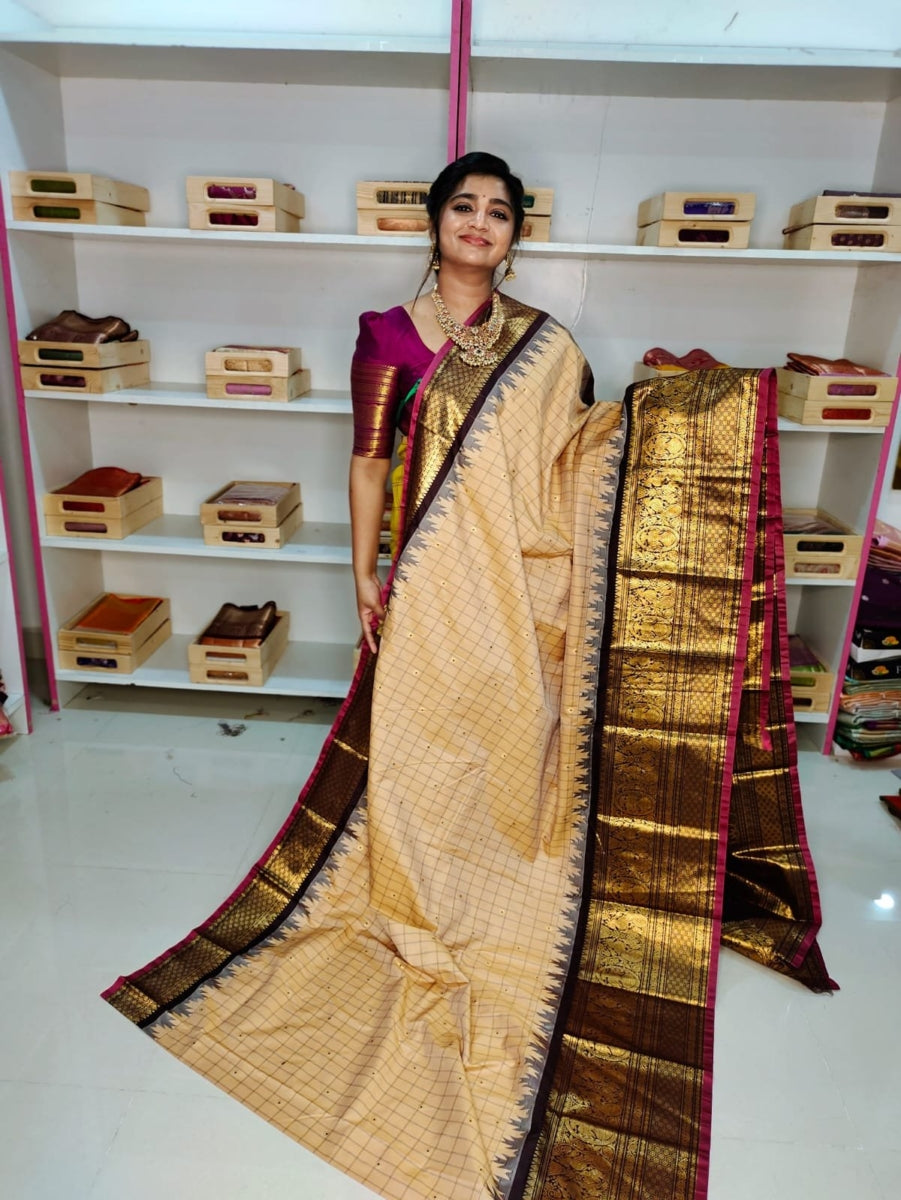 ప్రీమియం గద్వాల్ సిల్క్ చీర