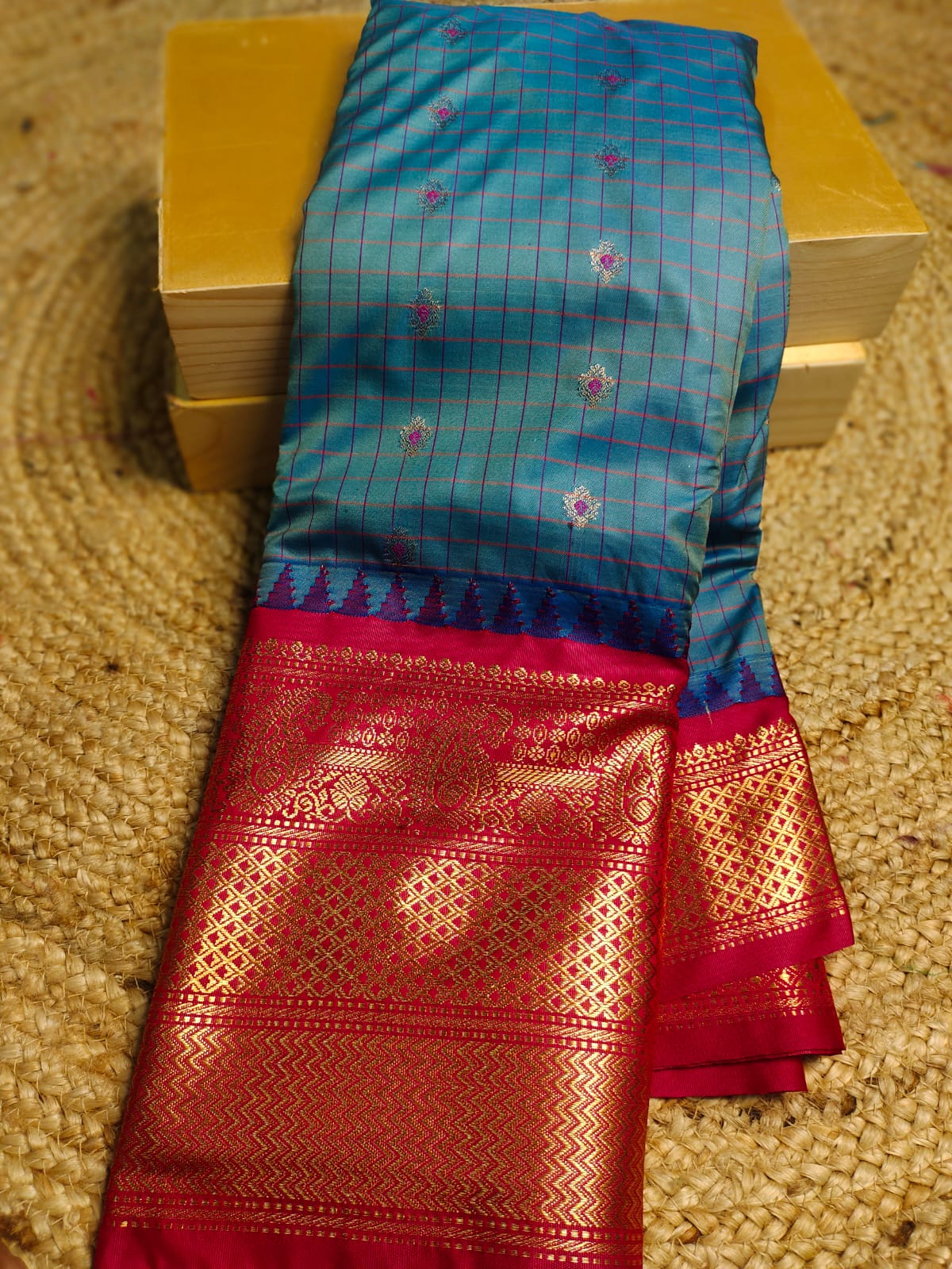 Primeme Meenakari gadwal silk saree