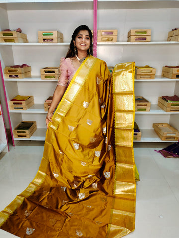 Sravanamasam clearance sale fancy saree's