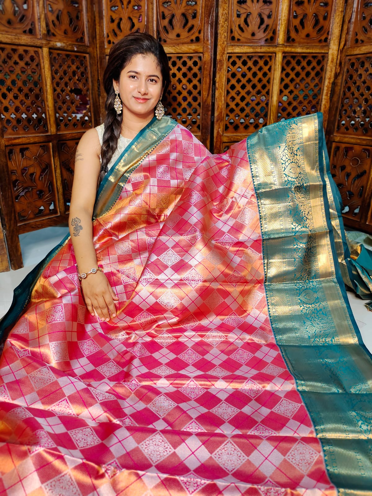 90% ఆఫర్ కంచి పట్టు సేకరణ