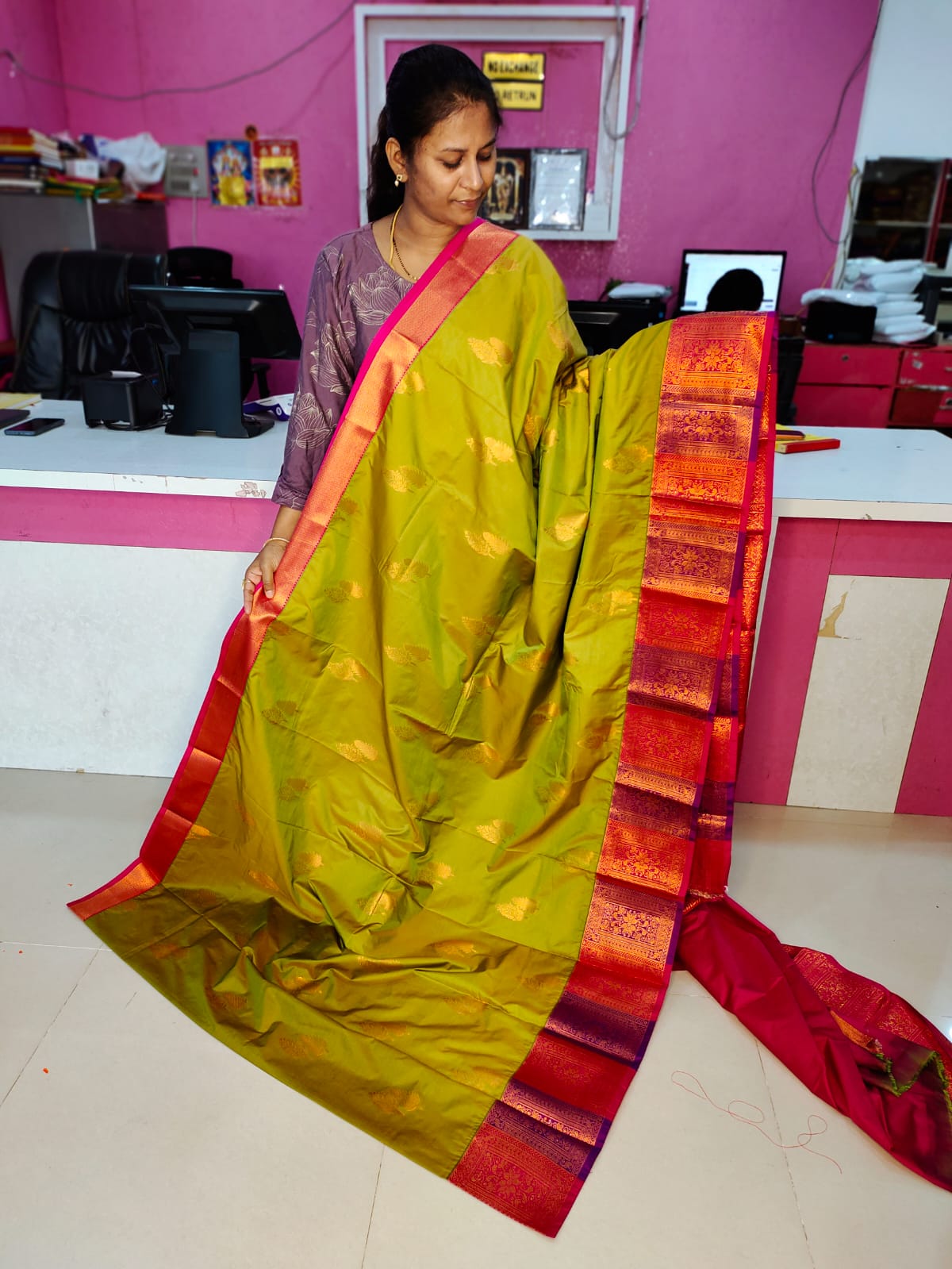 50% offer gadwal sale