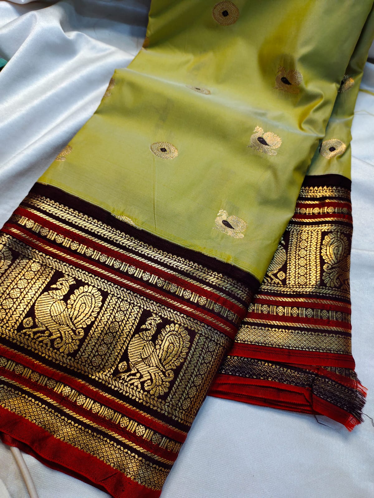 Vintage gadwal sarees
