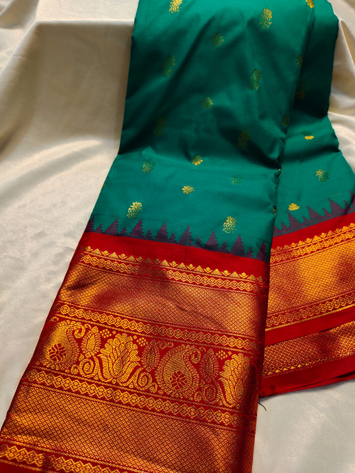Sravanamasam gadwal silk