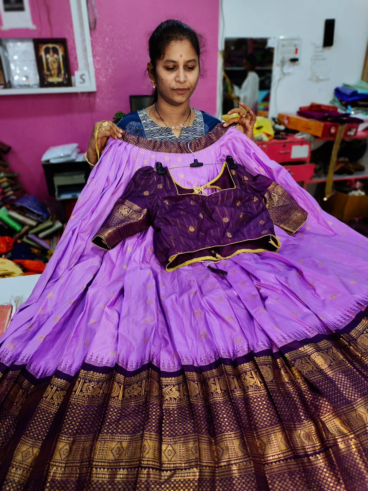 Sale gadwal lehangas