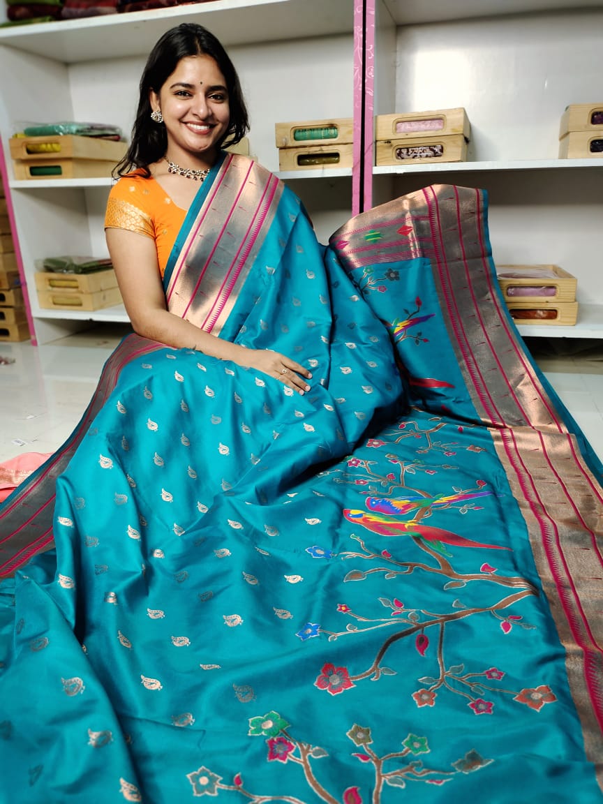 దీపావళికి చీరలు ఆఫర్ చేయండి