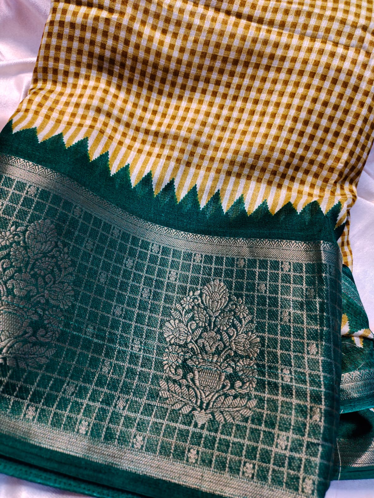 Sravanam sale