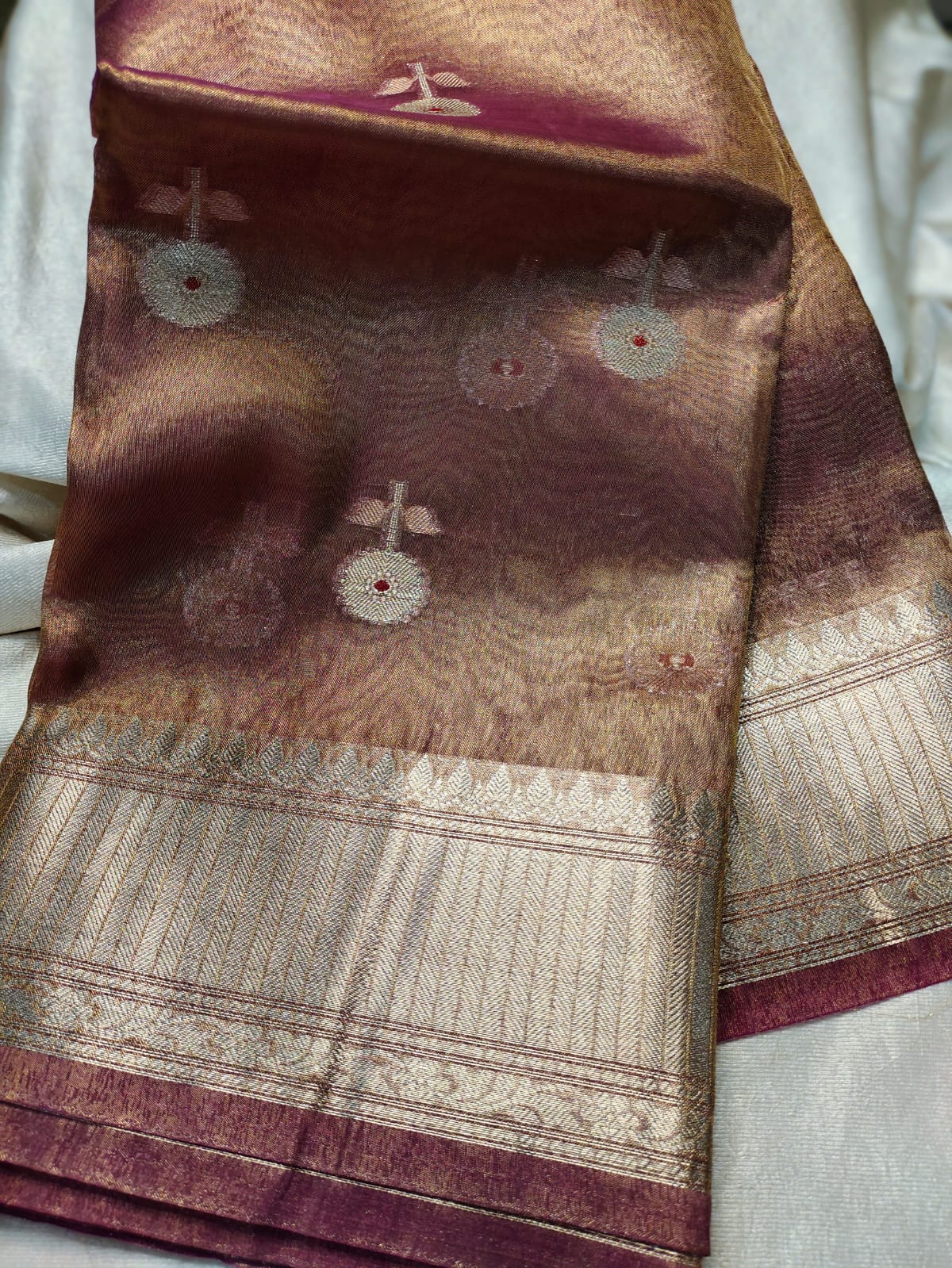 Banarasi tishu