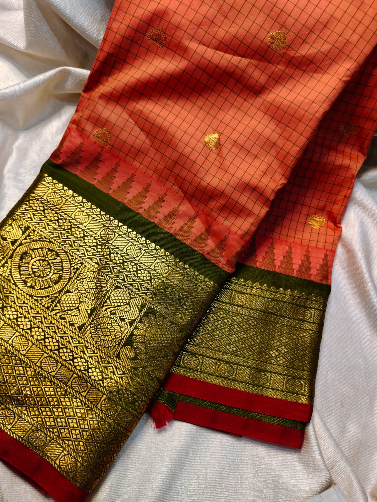 60% offer gadwal saree