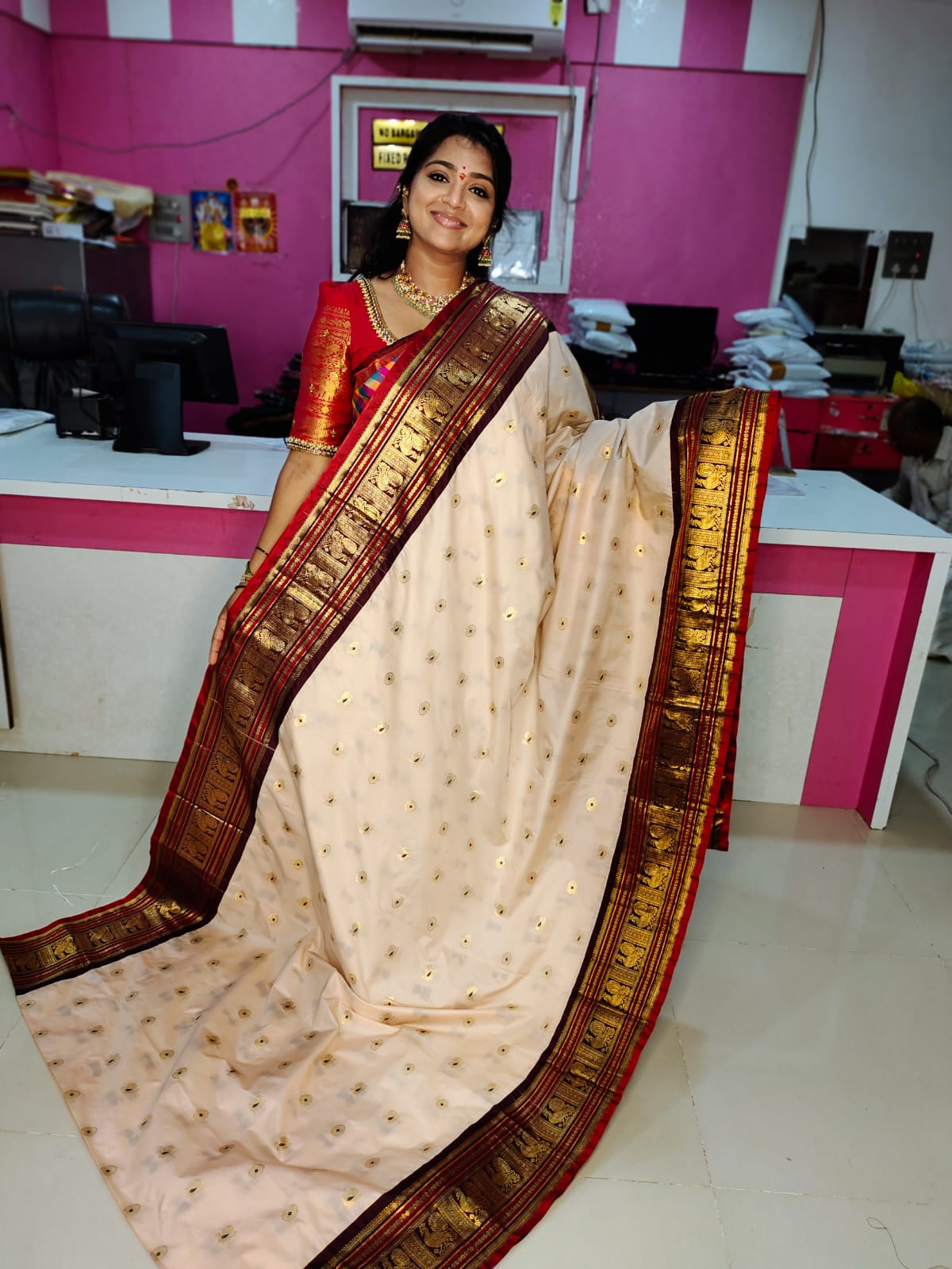 60% offer gadwal sale