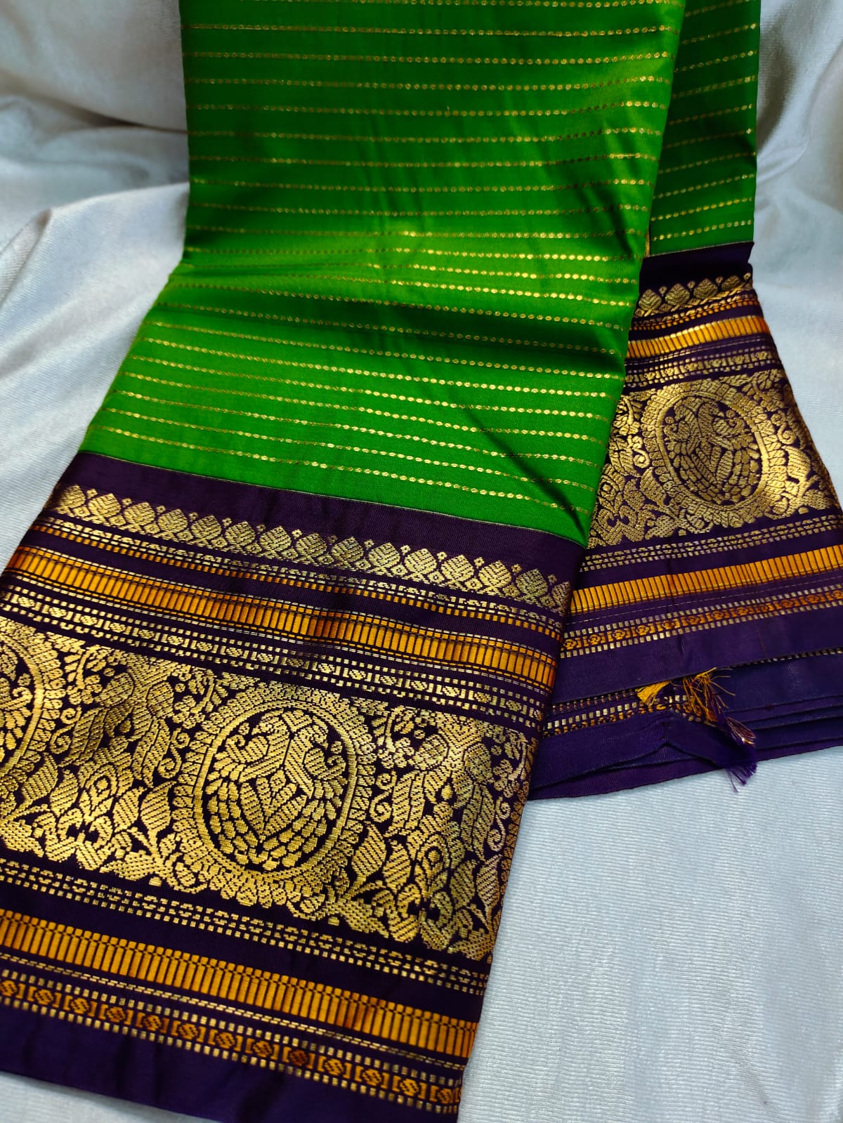 Vintage valli gadwal
