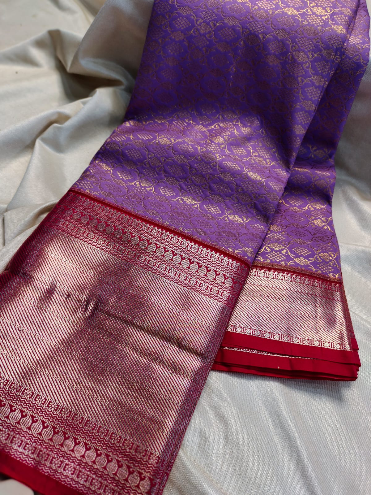 Lavender kanchi