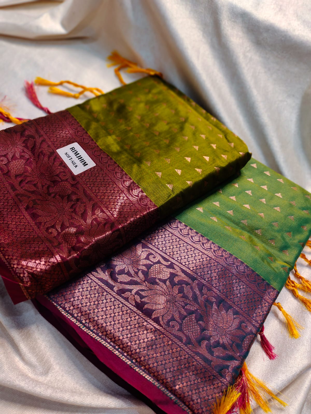 1+1 offer Uppada silk