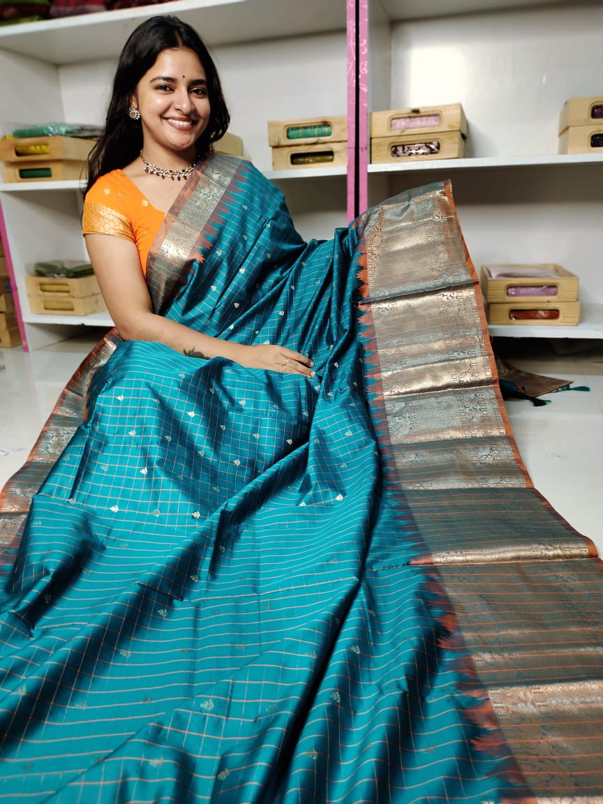 దీపావళికి చీరలు ఆఫర్ చేయండి