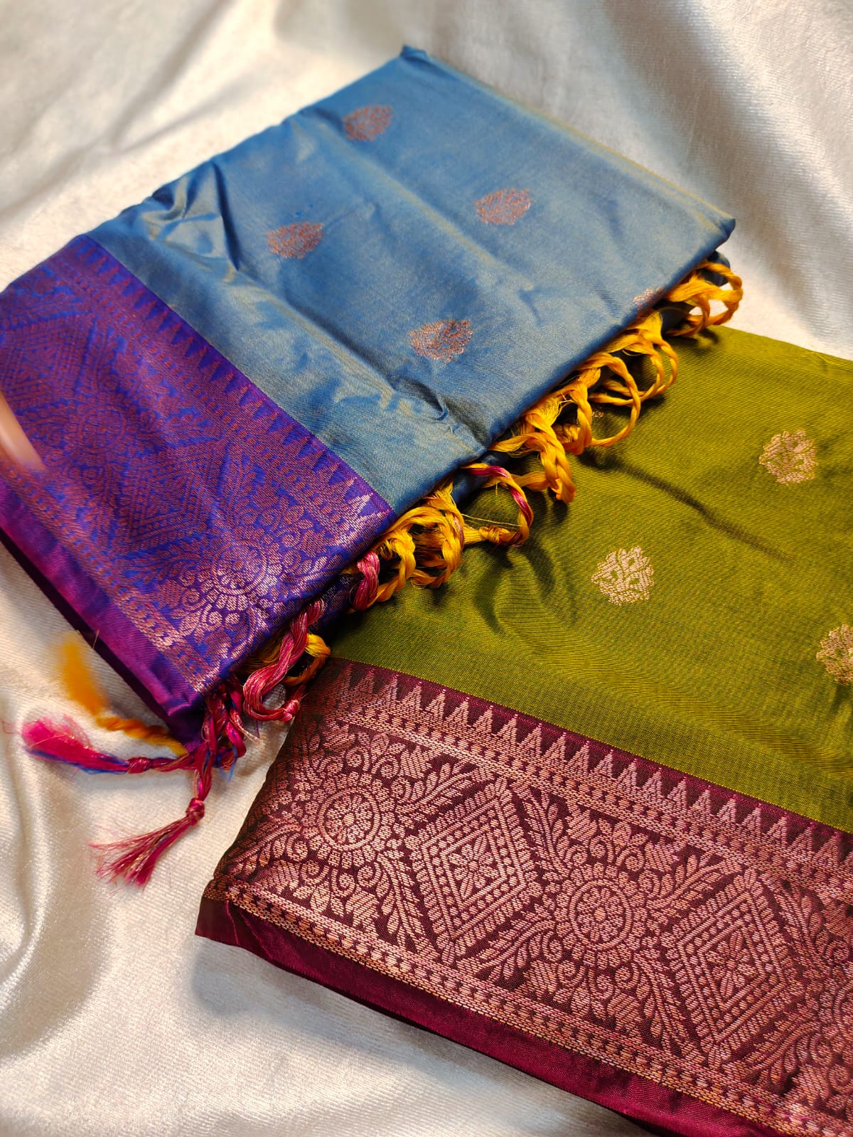 1+1 offer Uppada silk