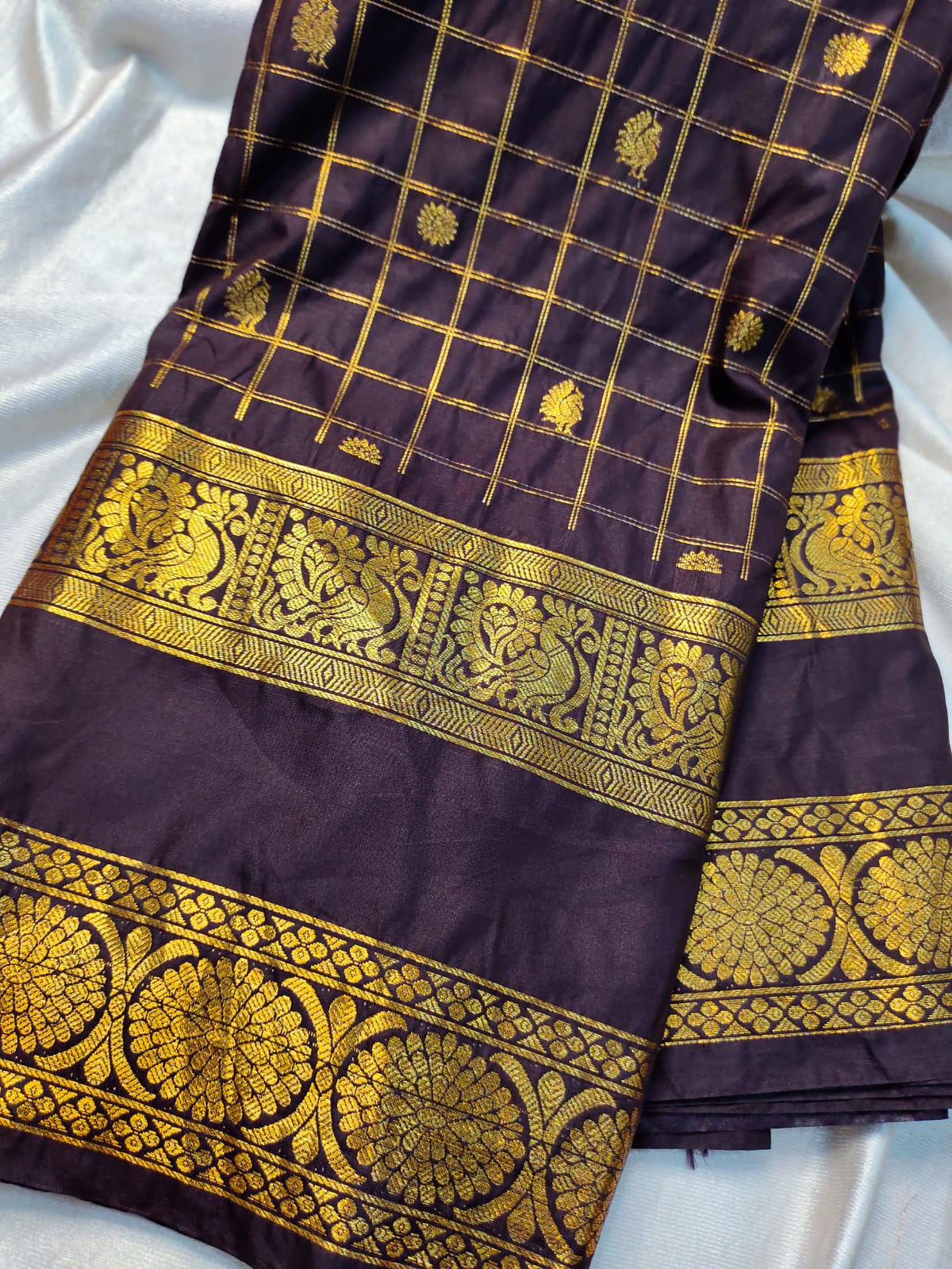 60% offer gadwal sarees