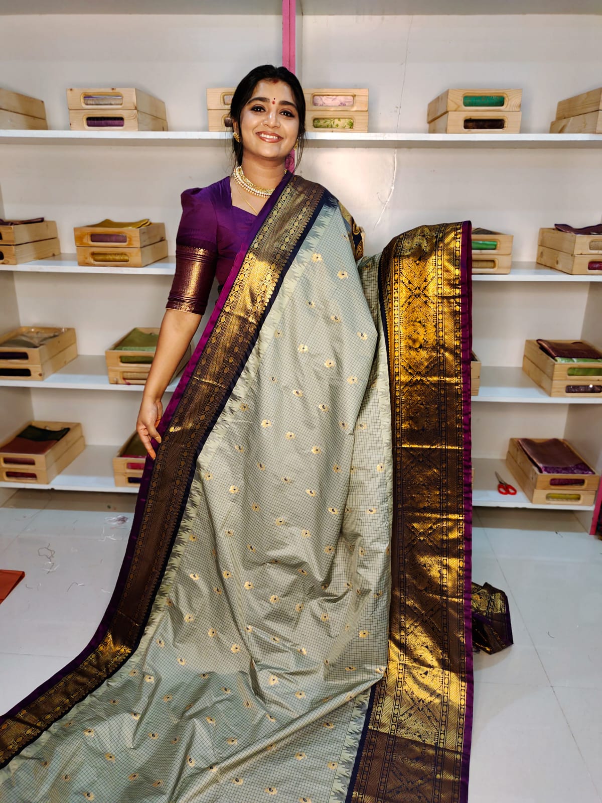 Sravanamasam sale gadwal silk