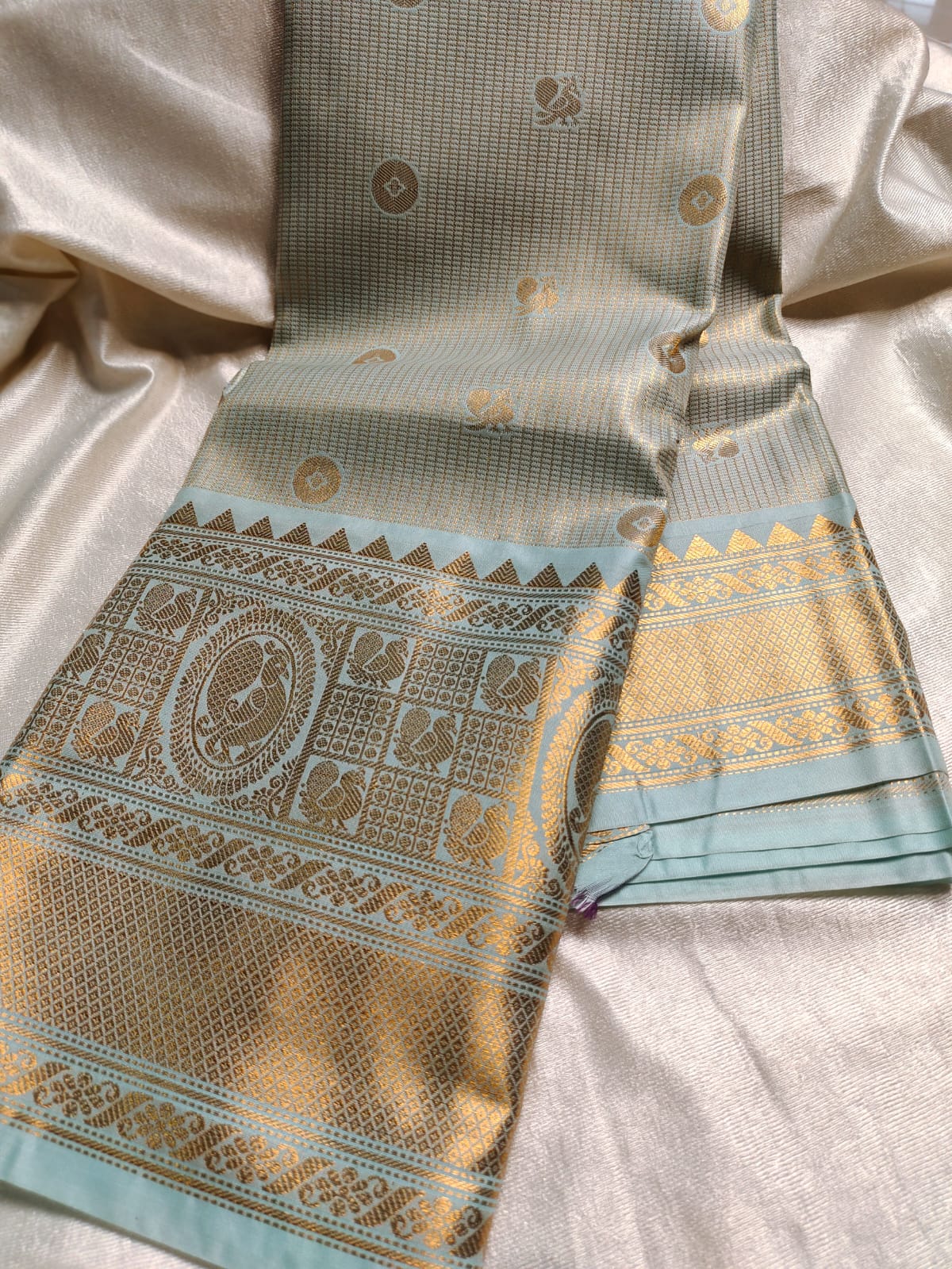 New vintage gadwal