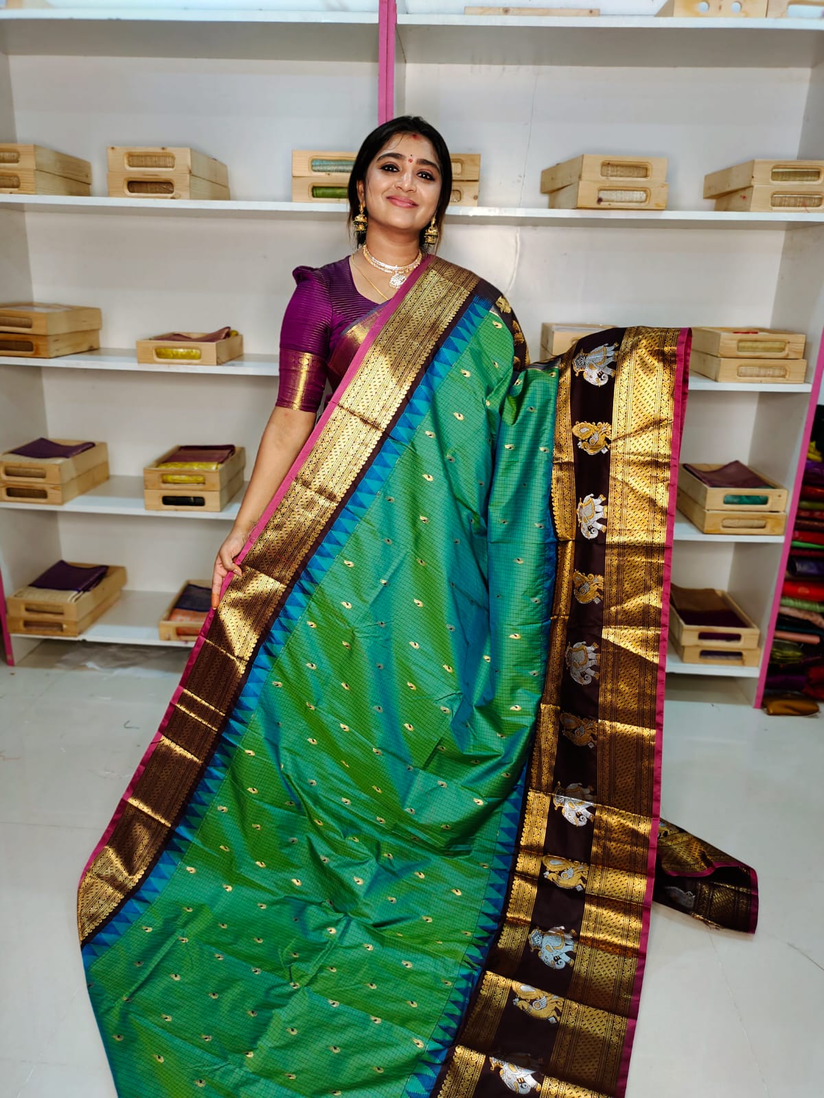Sravanamasam sale gadwal silk