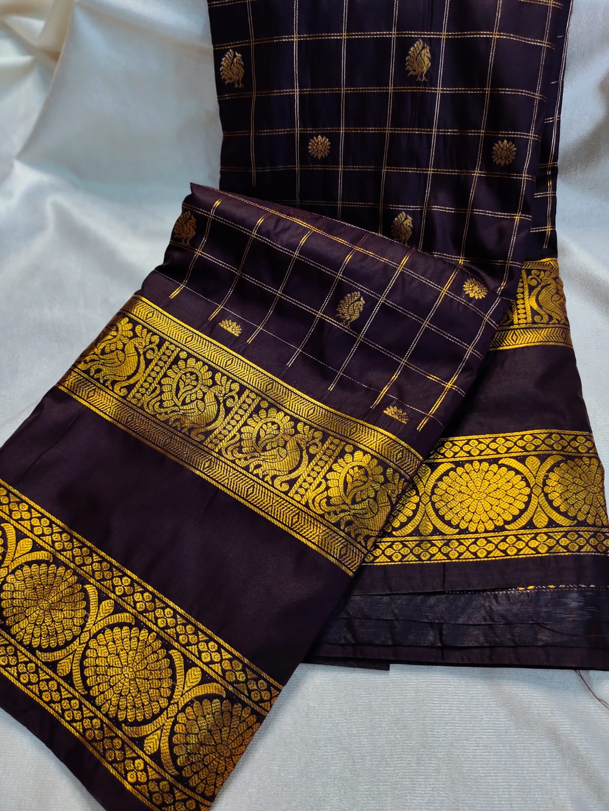 Vintage valli gadwal