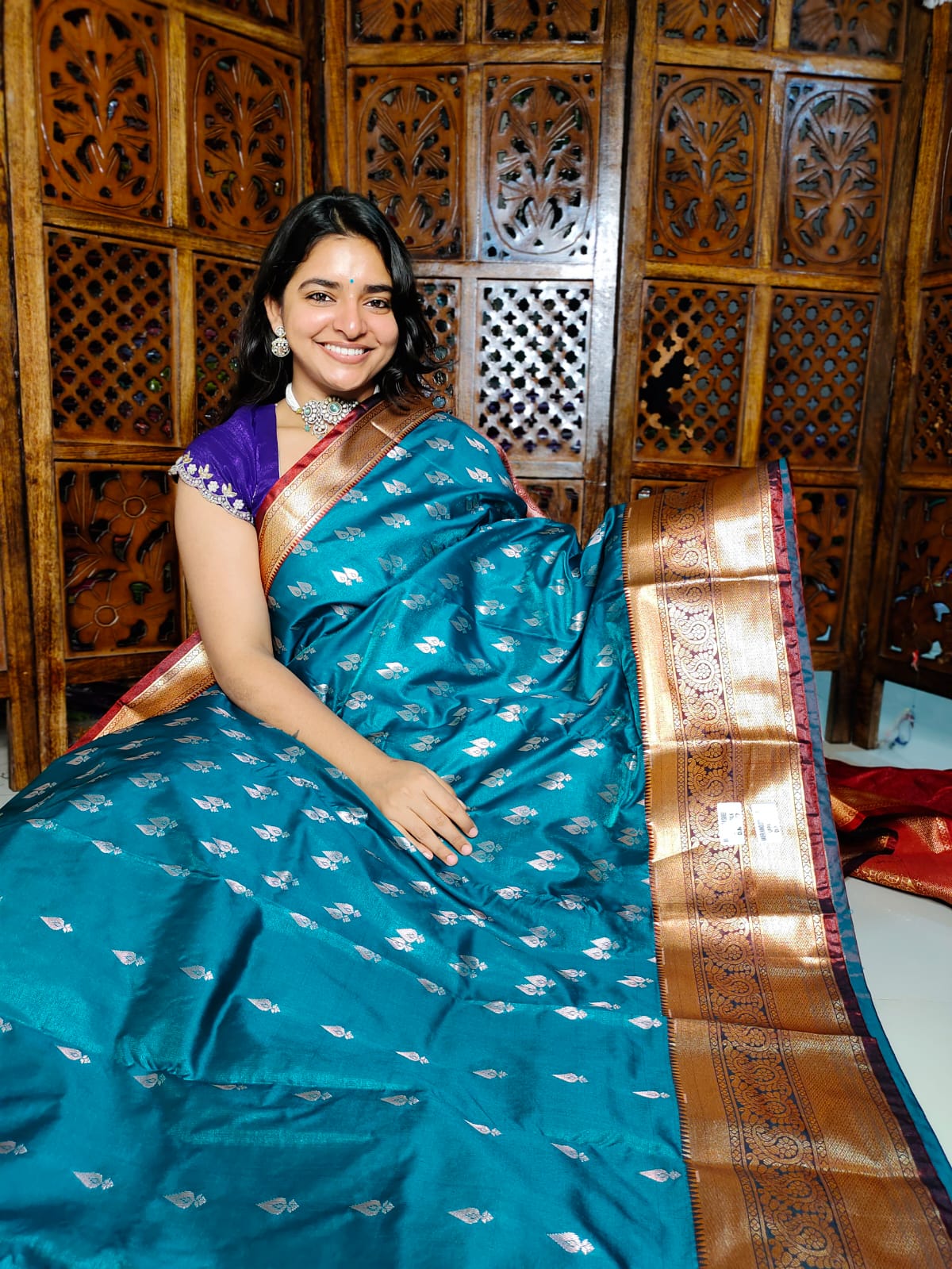 సంక్రాంతికి చీర ఆఫర్