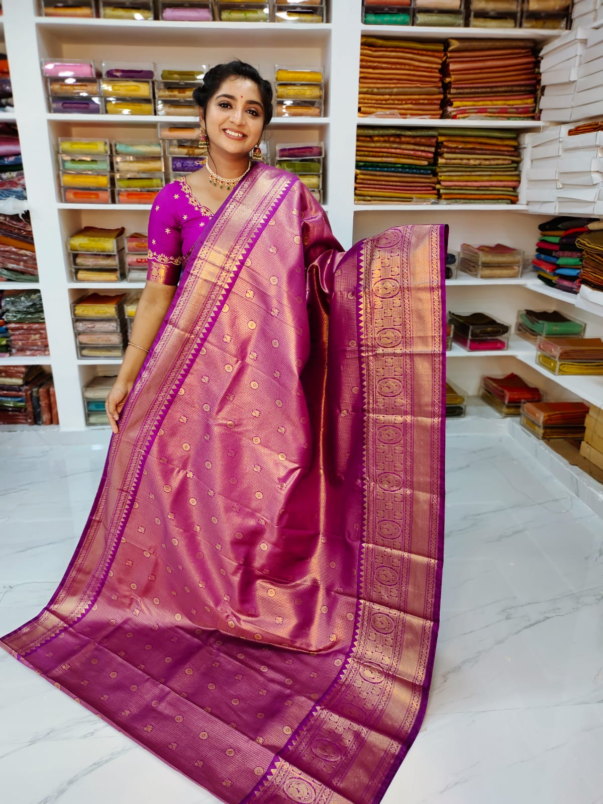 50% offer Valli gadwal