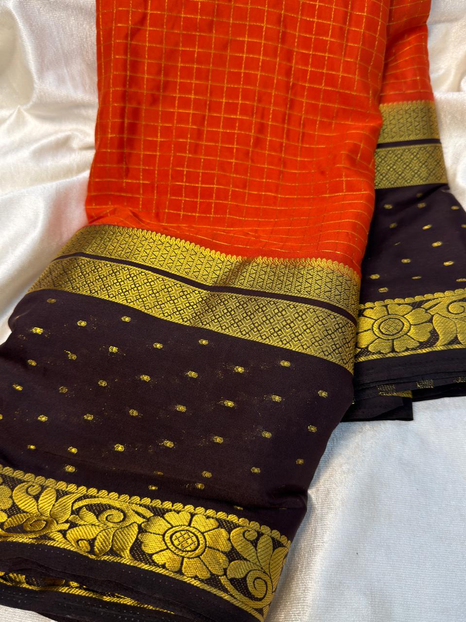 65% offer saree