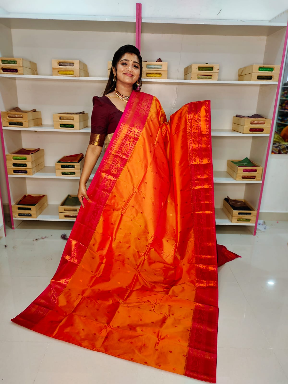 గద్వాల్ క్లియరెన్స్ సేల్