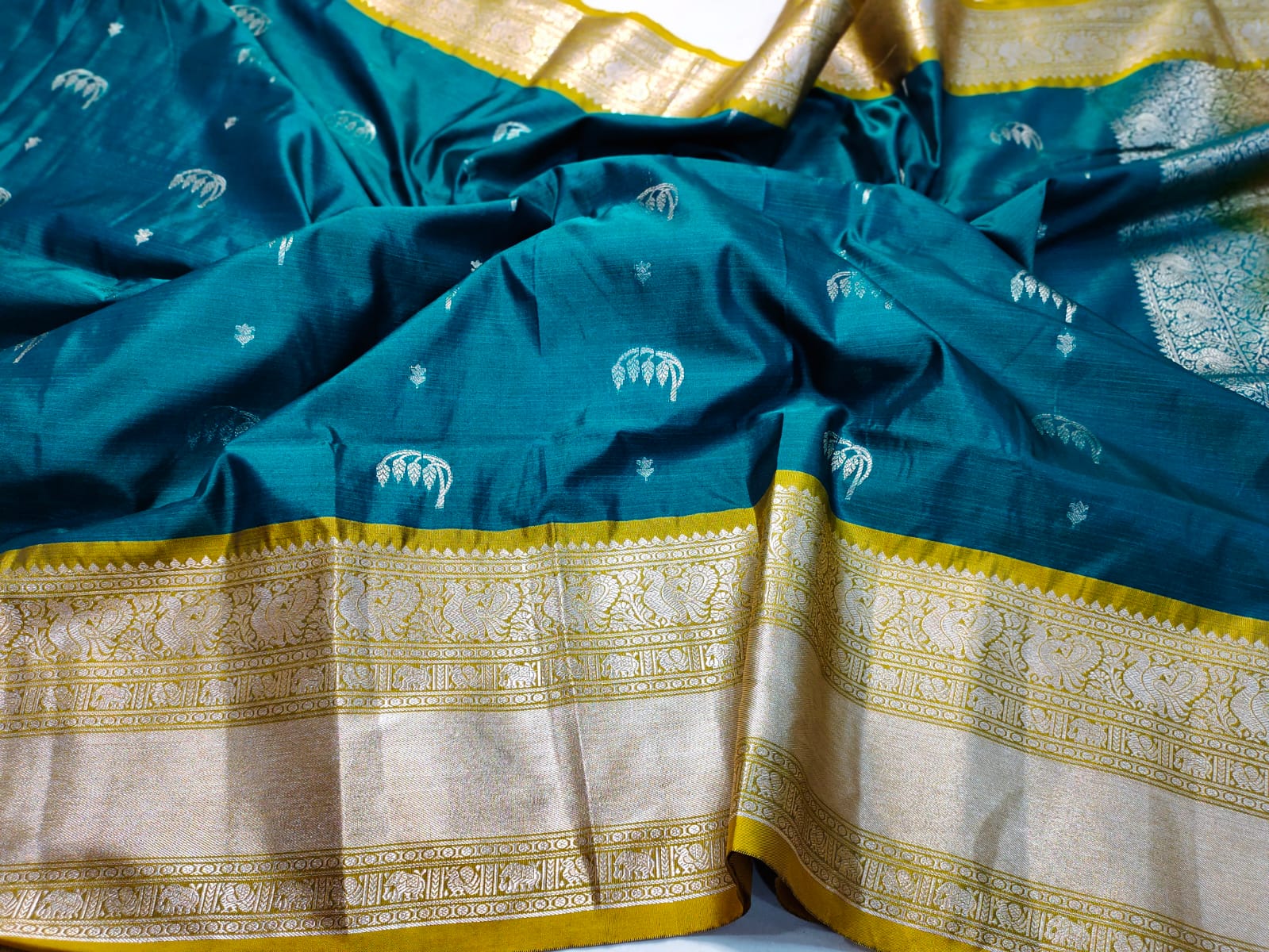 Primeme katan saree