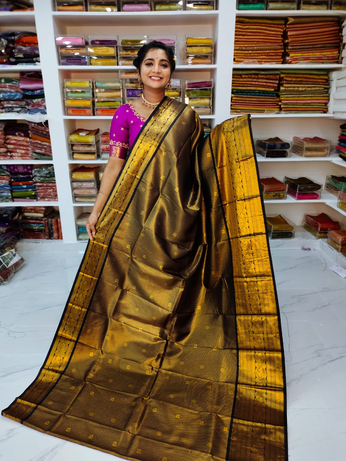 50% offer Valli gadwal