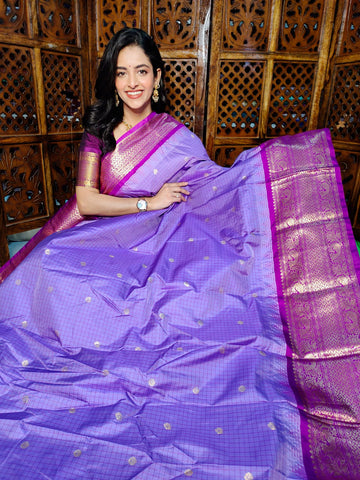 60% గద్వాల్ పట్టును అందిస్తున్నాయి