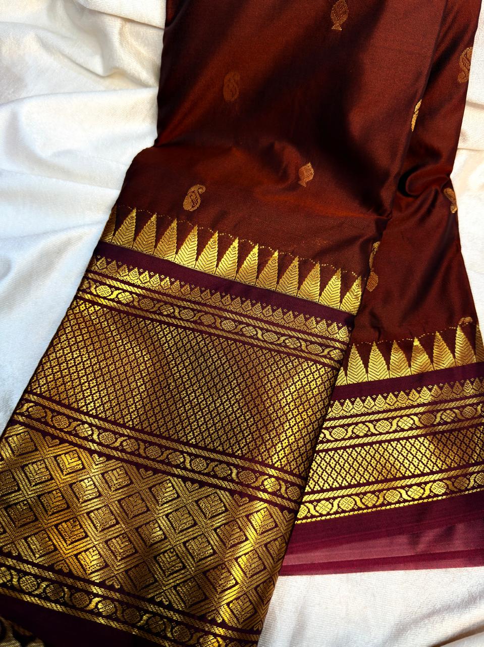 Gadwal sale 1599