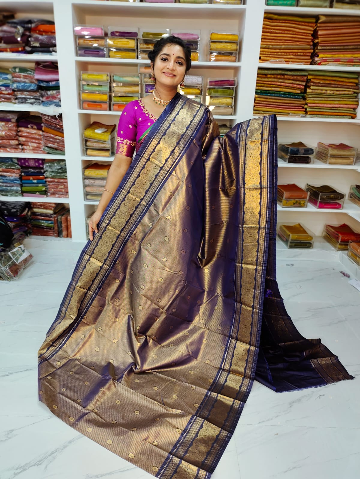 50% offer Valli gadwal