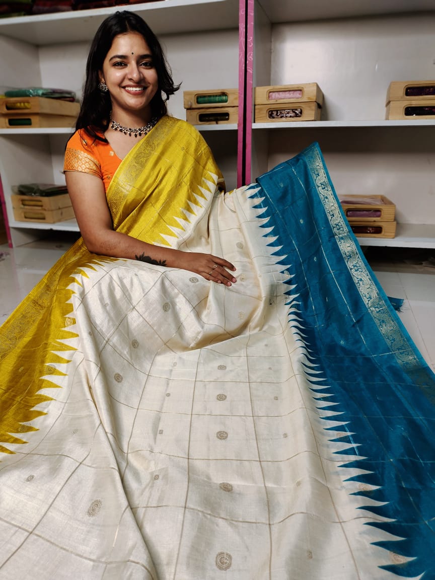 దీపావళికి చీరలు ఆఫర్ చేయండి