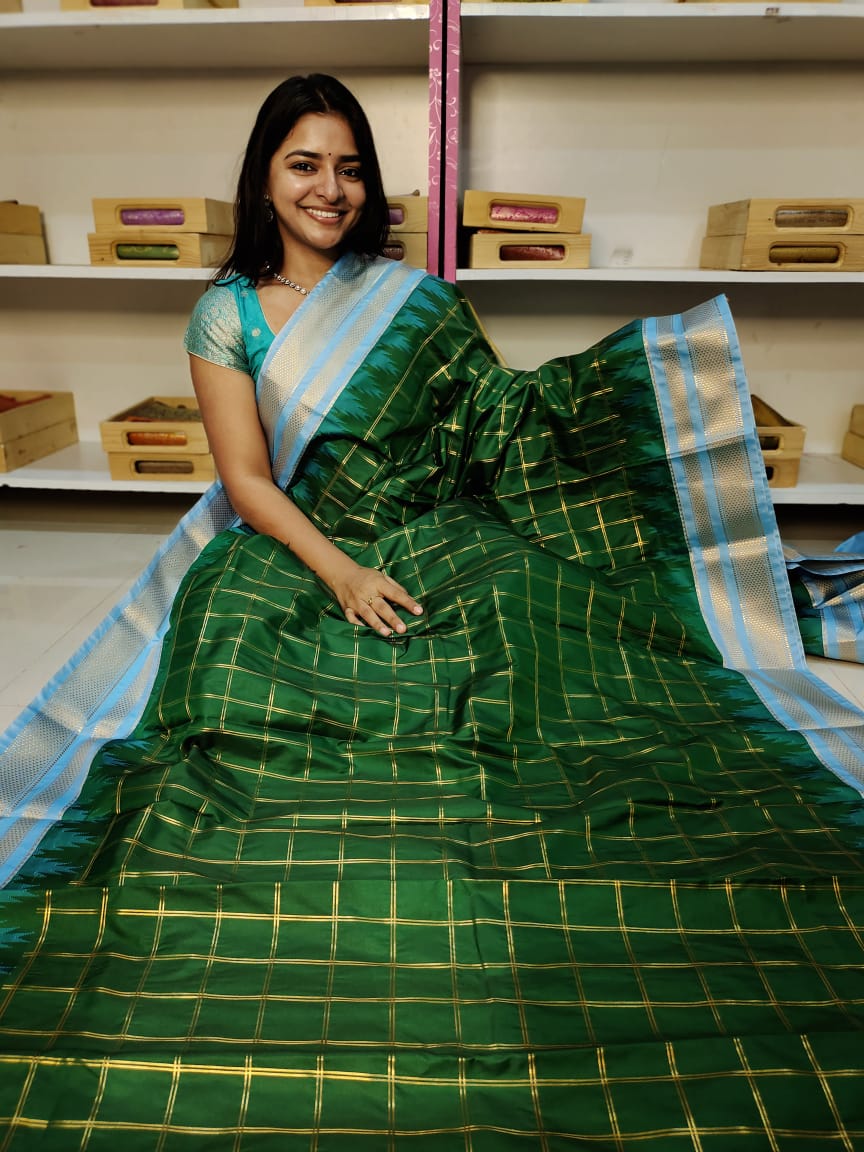 Gadwal offer sarees