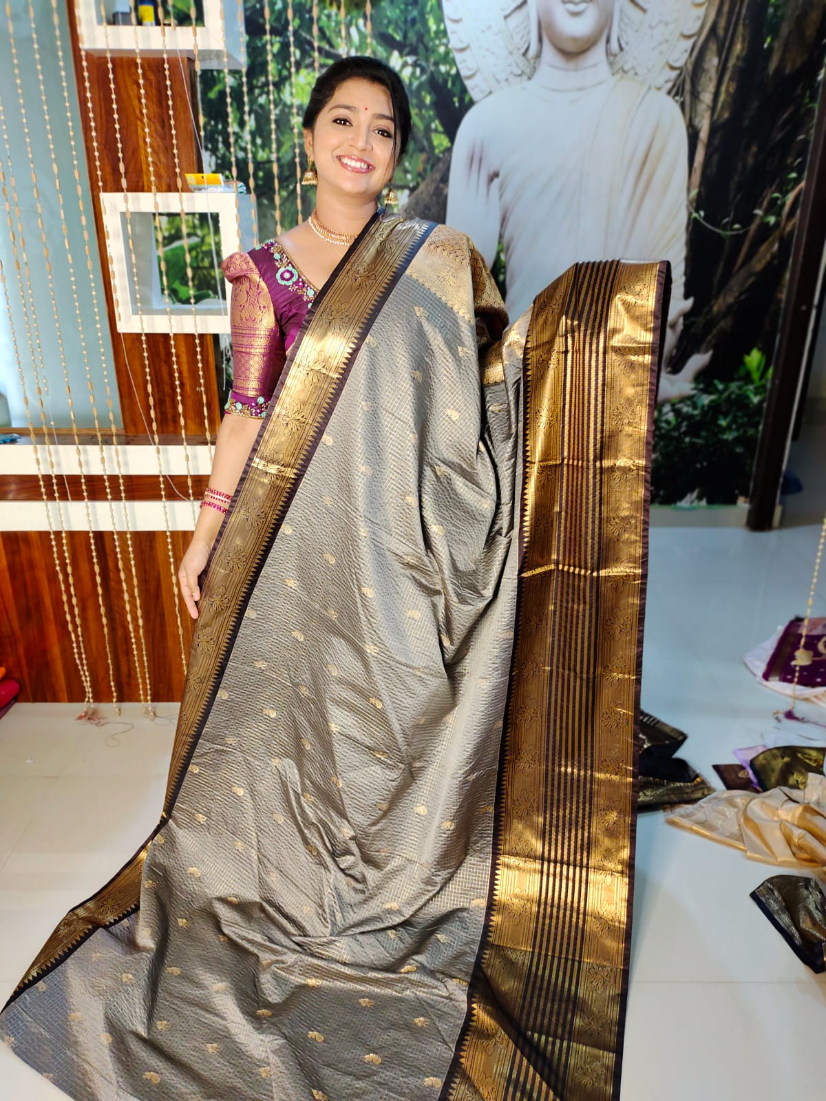 50% offer Valli gadwal
