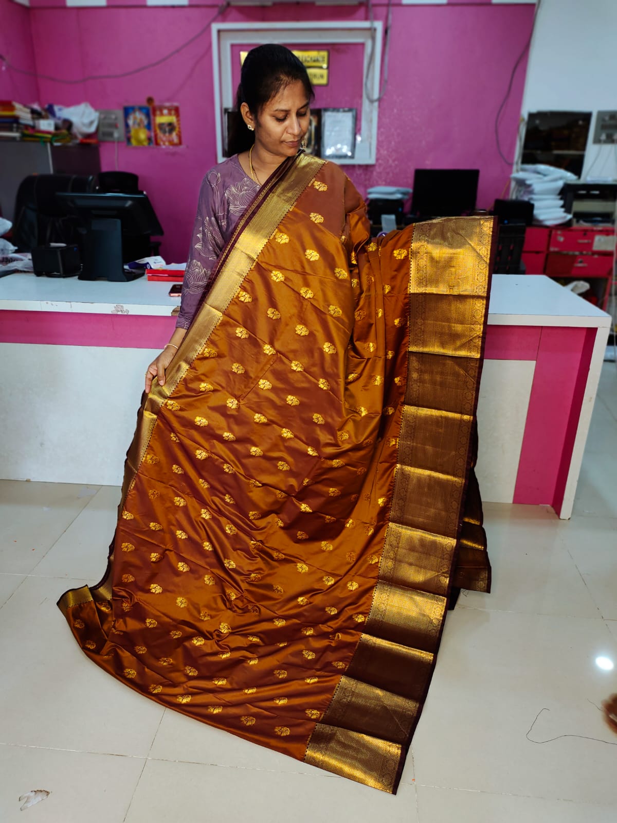 60% offer Gadwal sarees