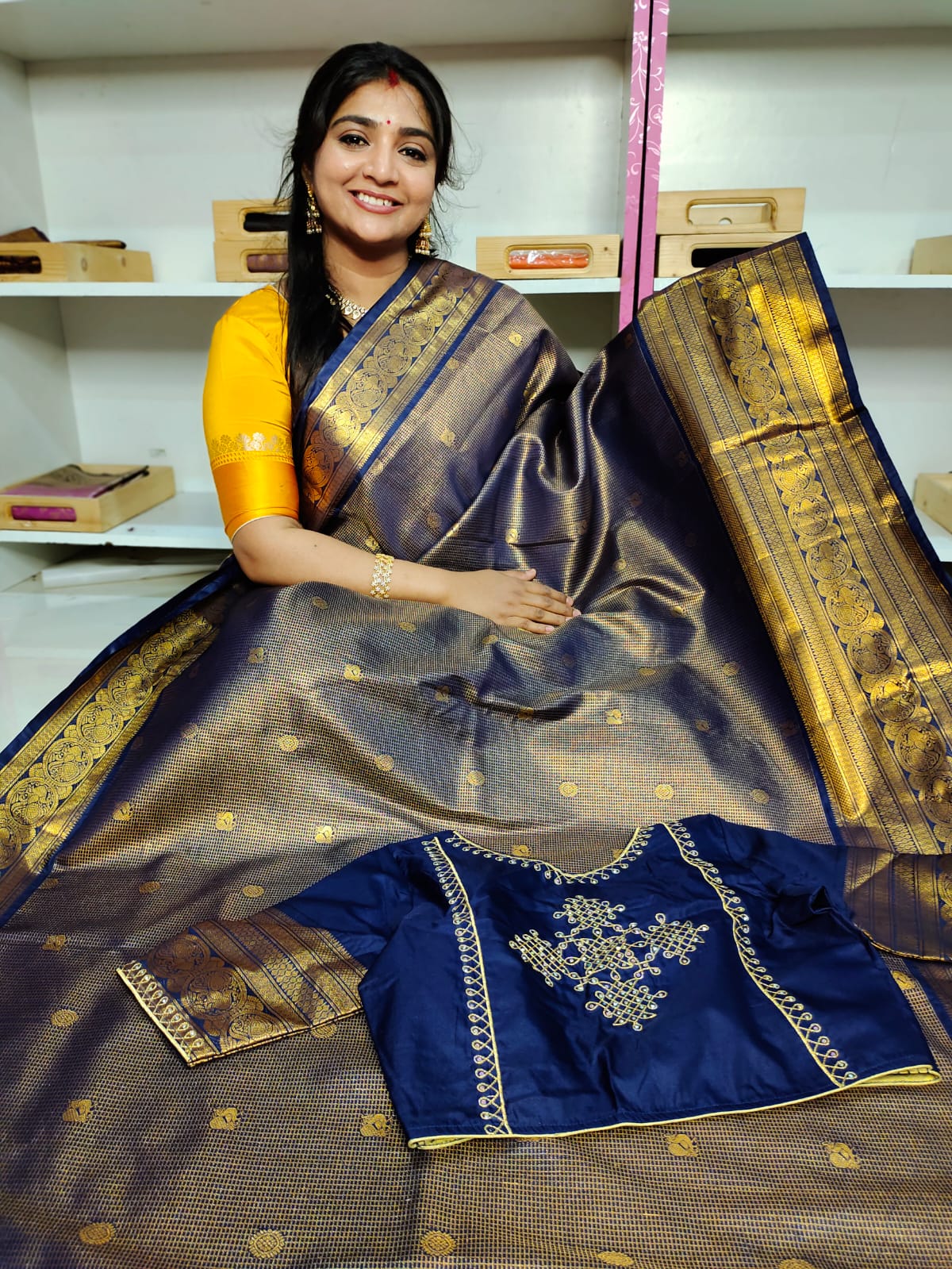RW Saree