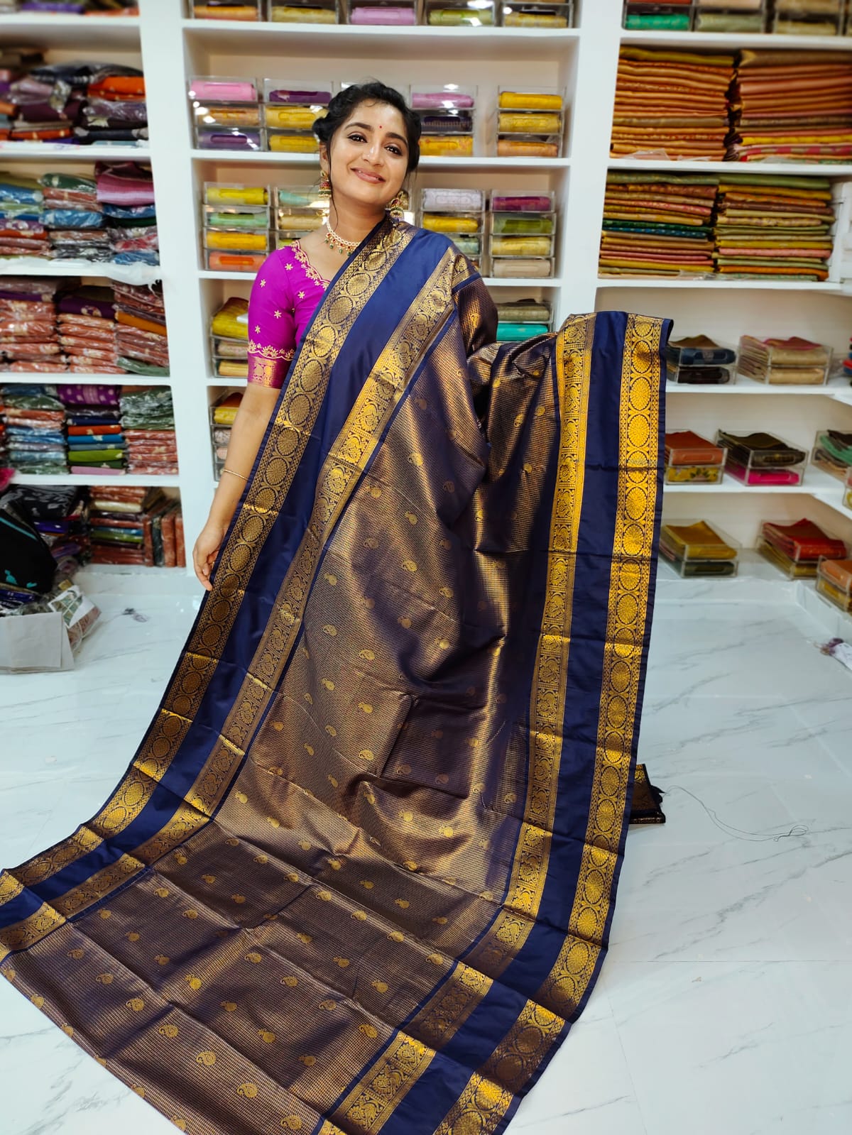 50% offer Valli gadwal